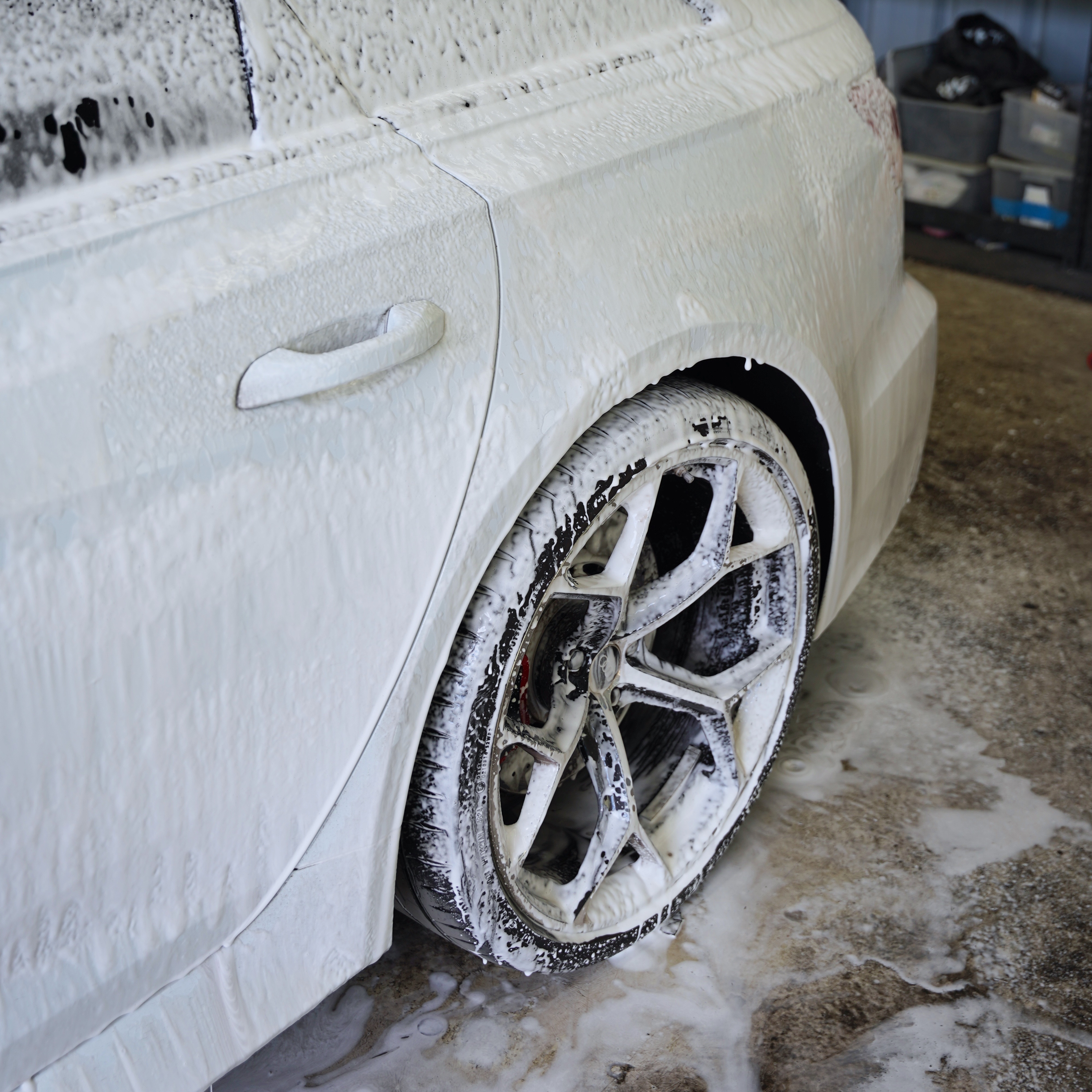 Audi RS6 wheel wash
